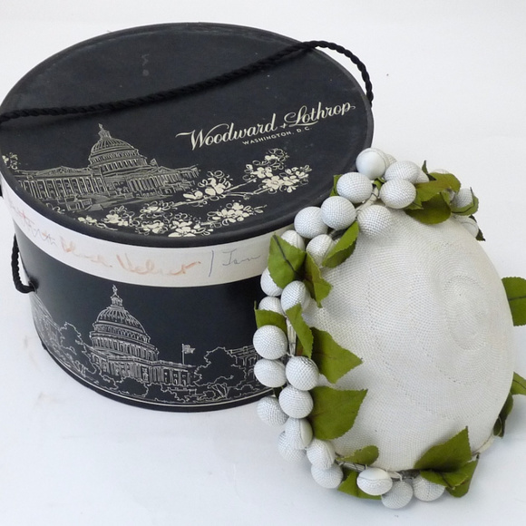 Woodward & Lothrop vintage Accessories Woodward Lothrop White Straw